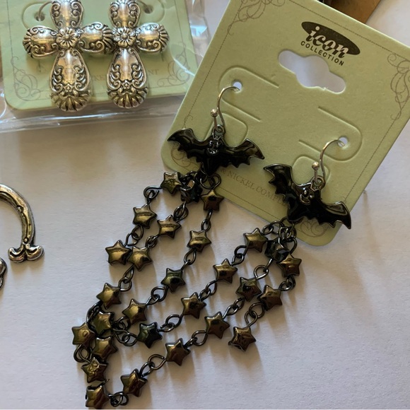 Multiple Pairs Boho Earring Set - Picture 6 of 7